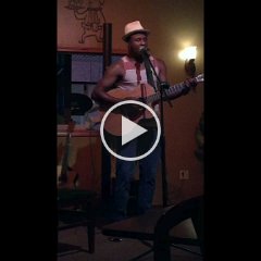 Here's a brief video clip of Elvin's set.