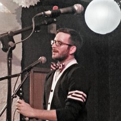 .... and sang a wonderful acapella arrangement of &#34;The Christmas Song&#34; ...