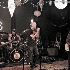 Lo Pan&#39;s Revenge takes the stage for &#34;Little Saint Nick&#34;